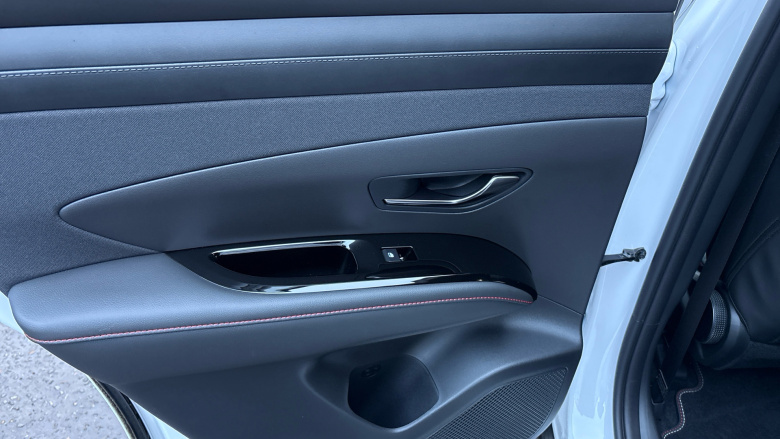 Hyundai TUCSON 1.6T Plug-in Hybrid N Line 5dr Auto Estate